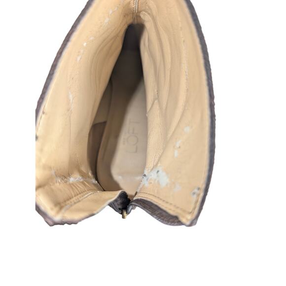 Ann Taylor Loft Dark Brown Suede Leather Heeled Ankle Boot Size 6.5 Fall - Picture 3 of 8